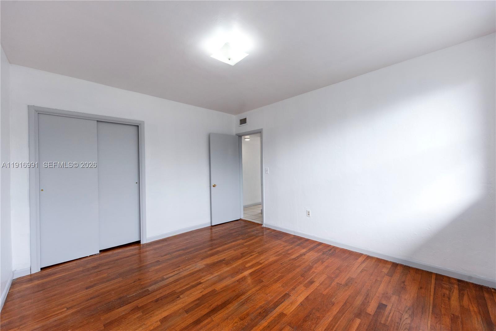 1255 Marseille Dr #125 Miami Beach, FL 33141