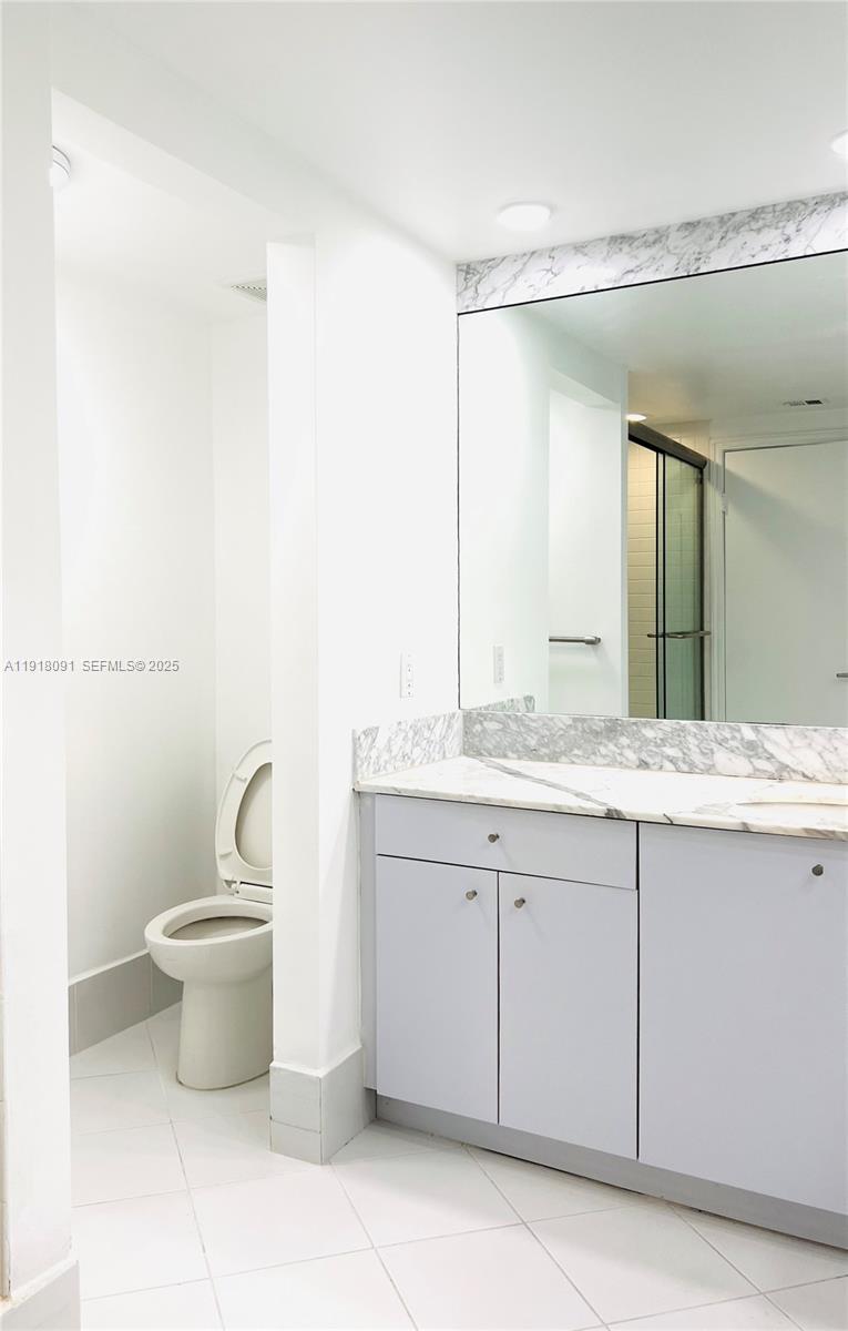 1 Grove Isle Dr #A405 Miami, FL 33133