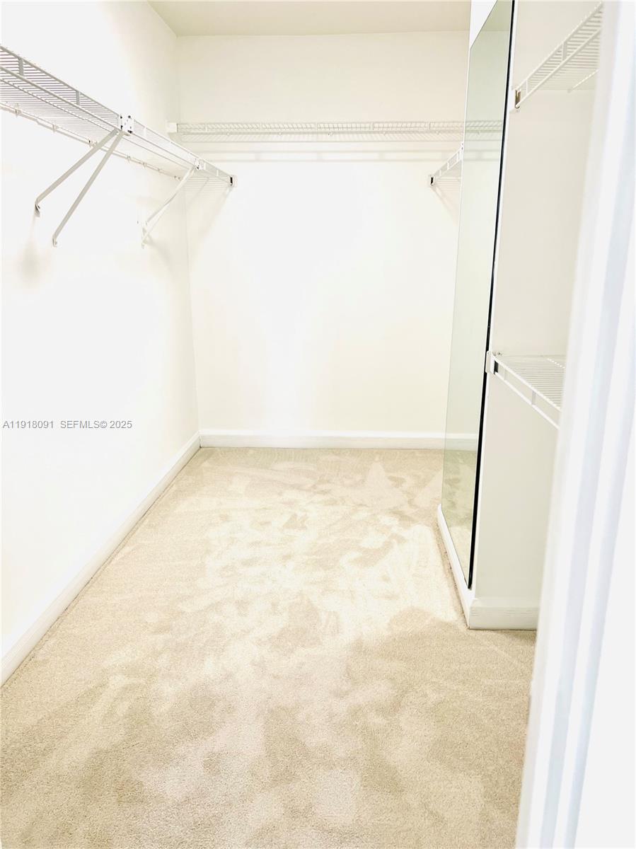 1 Grove Isle Dr #A405 Miami, FL 33133