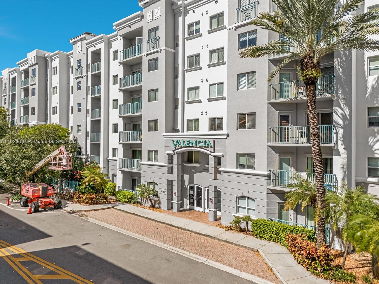 6001 SW 70th St #643