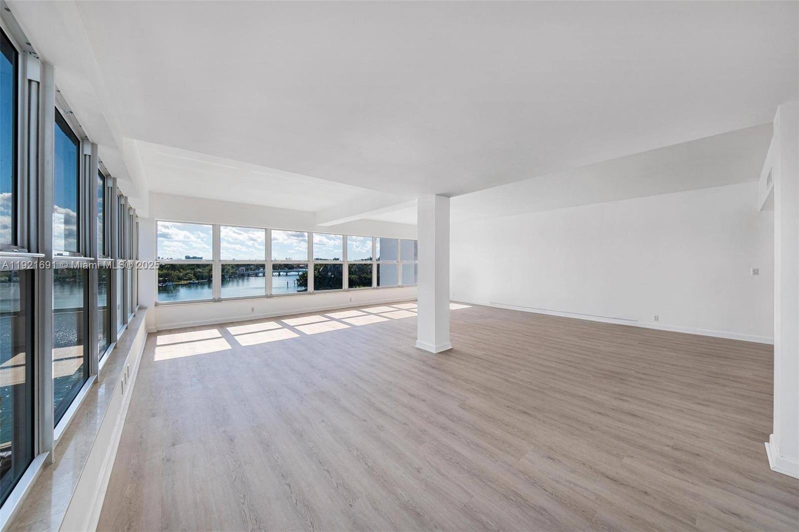 9100 W Bay Hbr Dr #5A Bay Harbor Islands, FL 33154