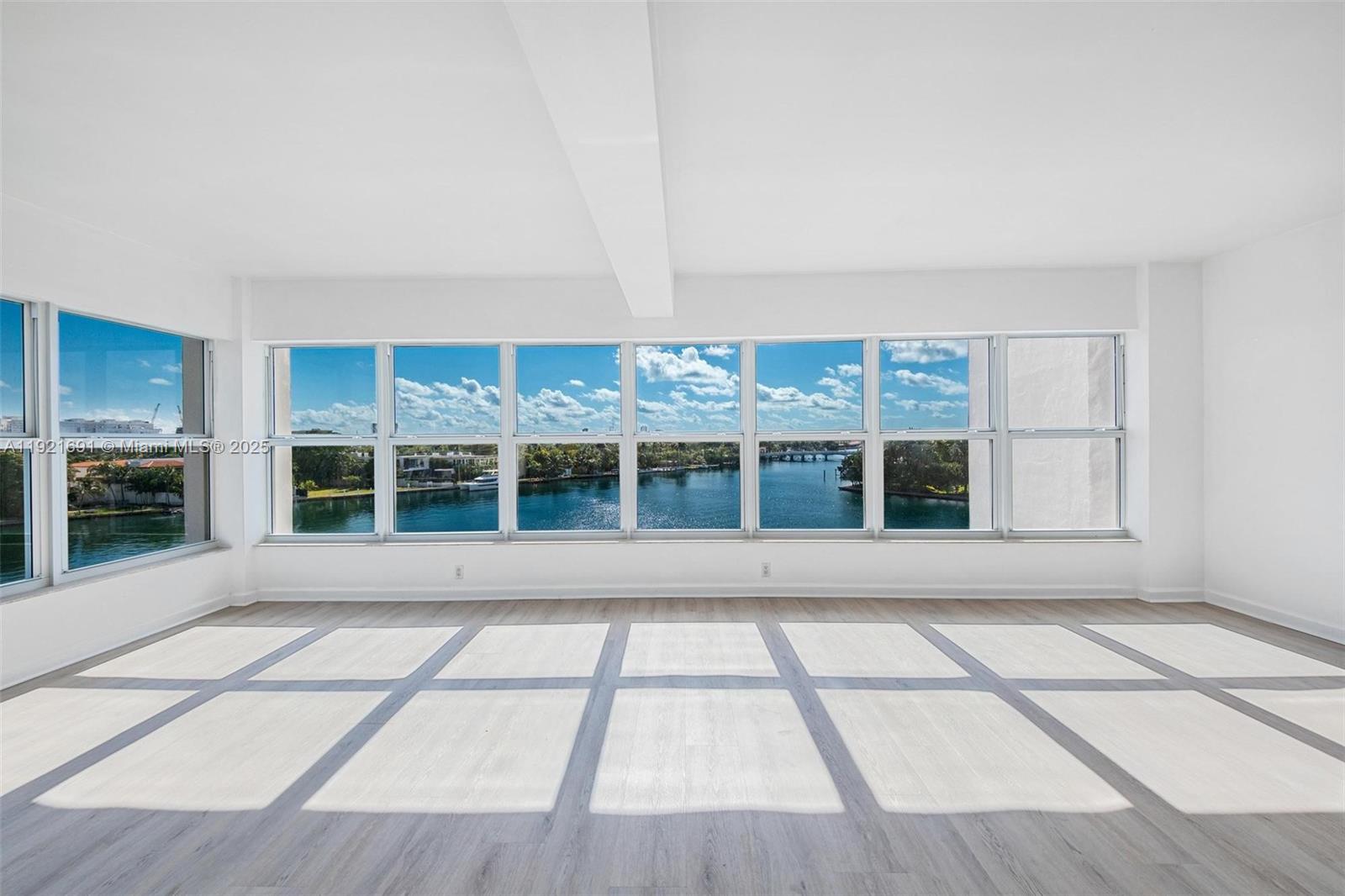 9100 W Bay Hbr Dr #5A Bay Harbor Islands, FL 33154