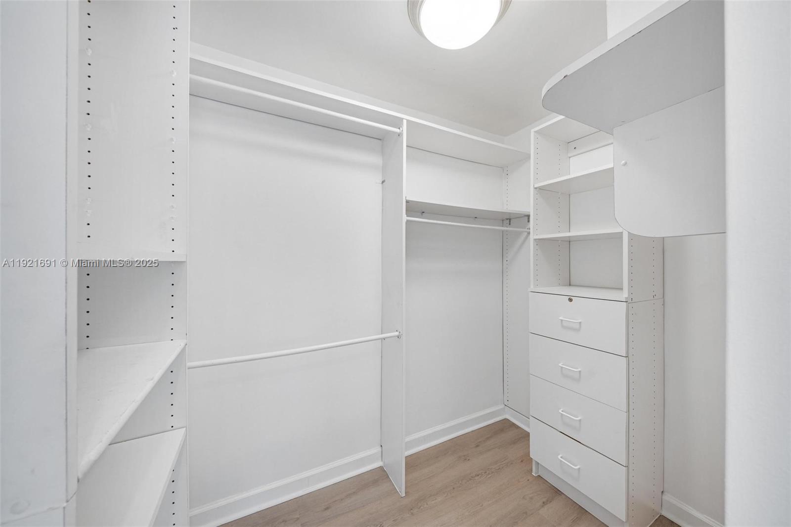 9100 W Bay Hbr Dr #5A Bay Harbor Islands, FL 33154