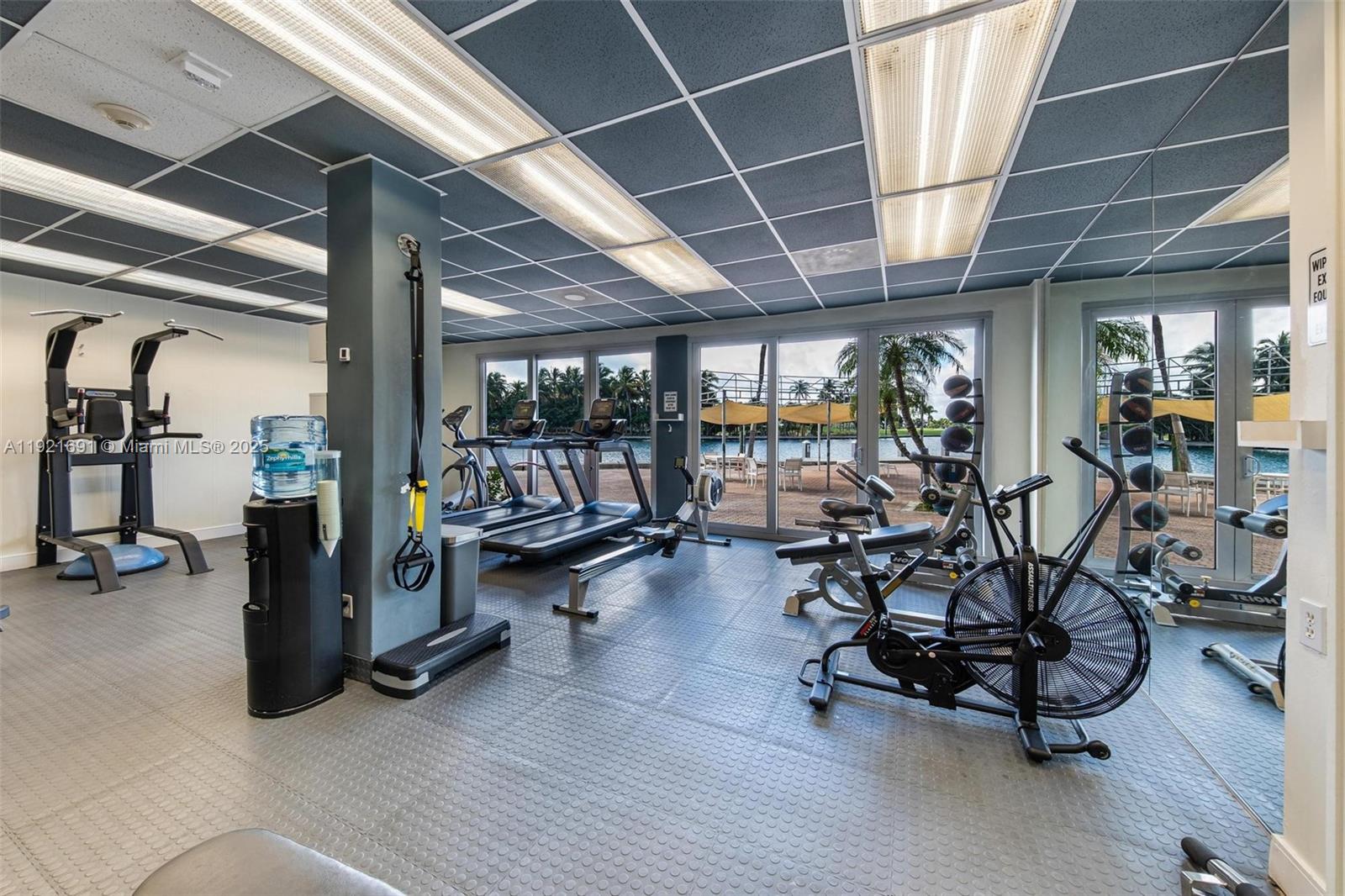 9100 W Bay Hbr Dr #5A Bay Harbor Islands, FL 33154