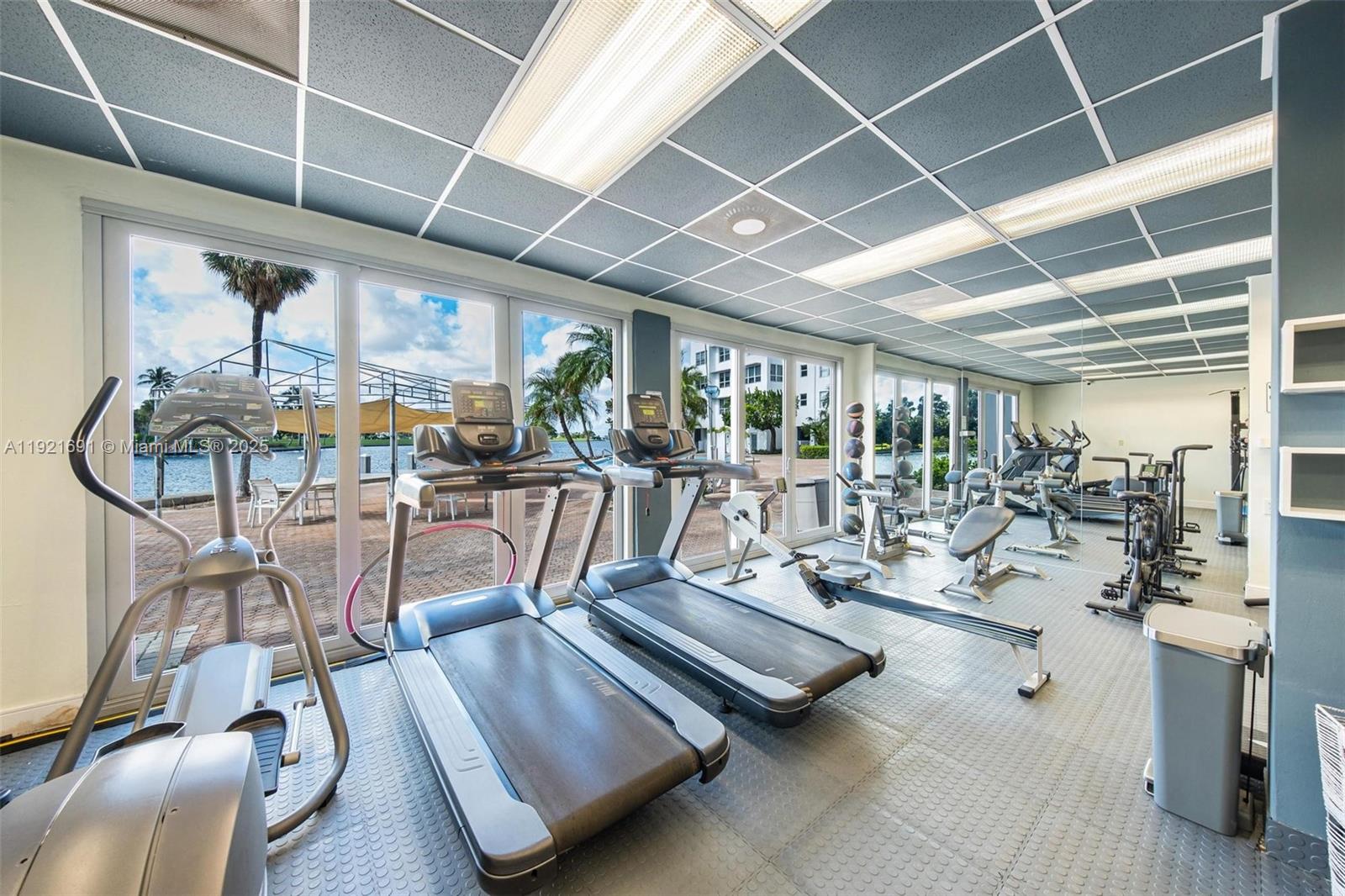 9100 W Bay Hbr Dr #5A Bay Harbor Islands, FL 33154