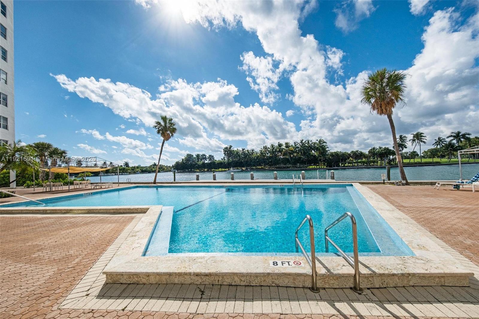 9100 W Bay Hbr Dr #5A Bay Harbor Islands, FL 33154