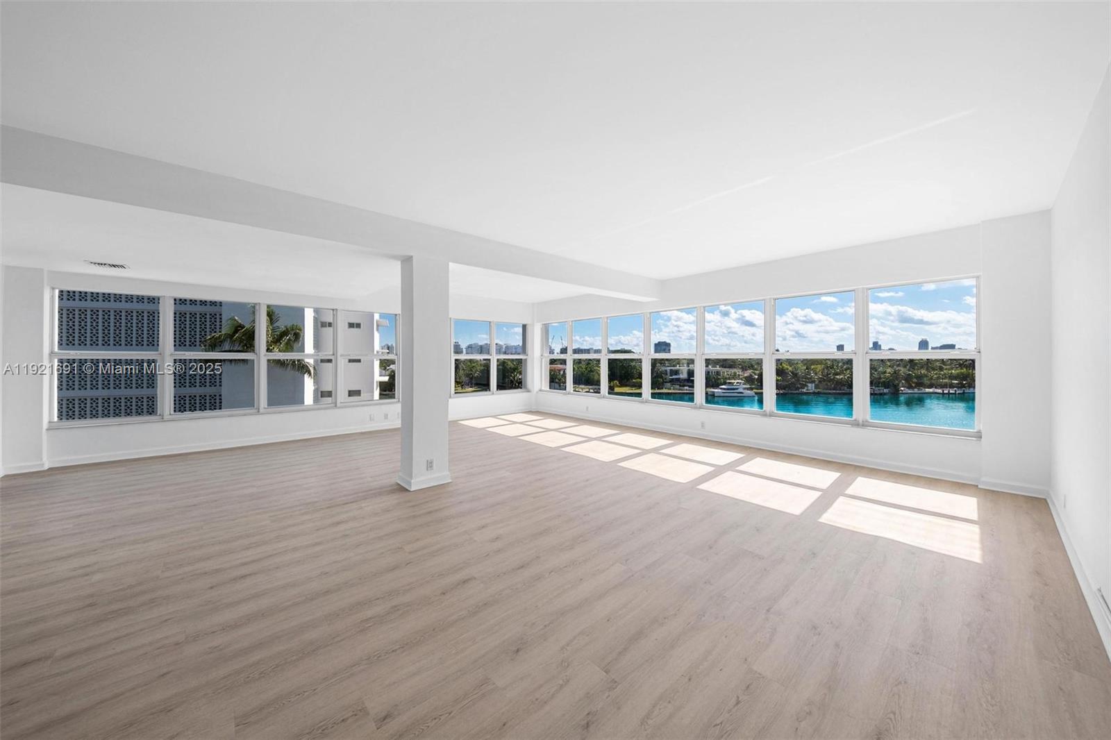 9100 W Bay Hbr Dr #5A Bay Harbor Islands, FL 33154