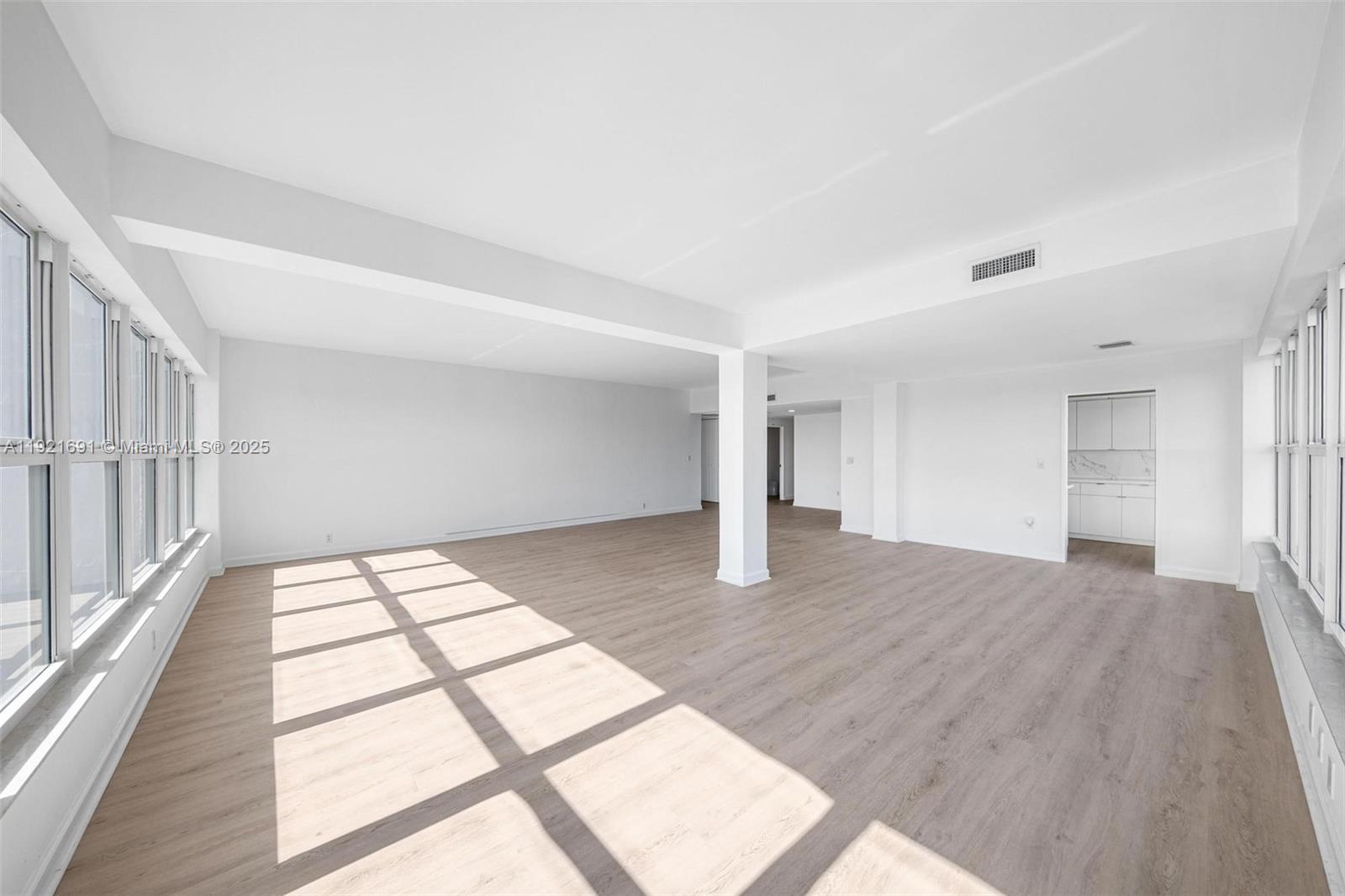 9100 W Bay Hbr Dr #5A Bay Harbor Islands, FL 33154