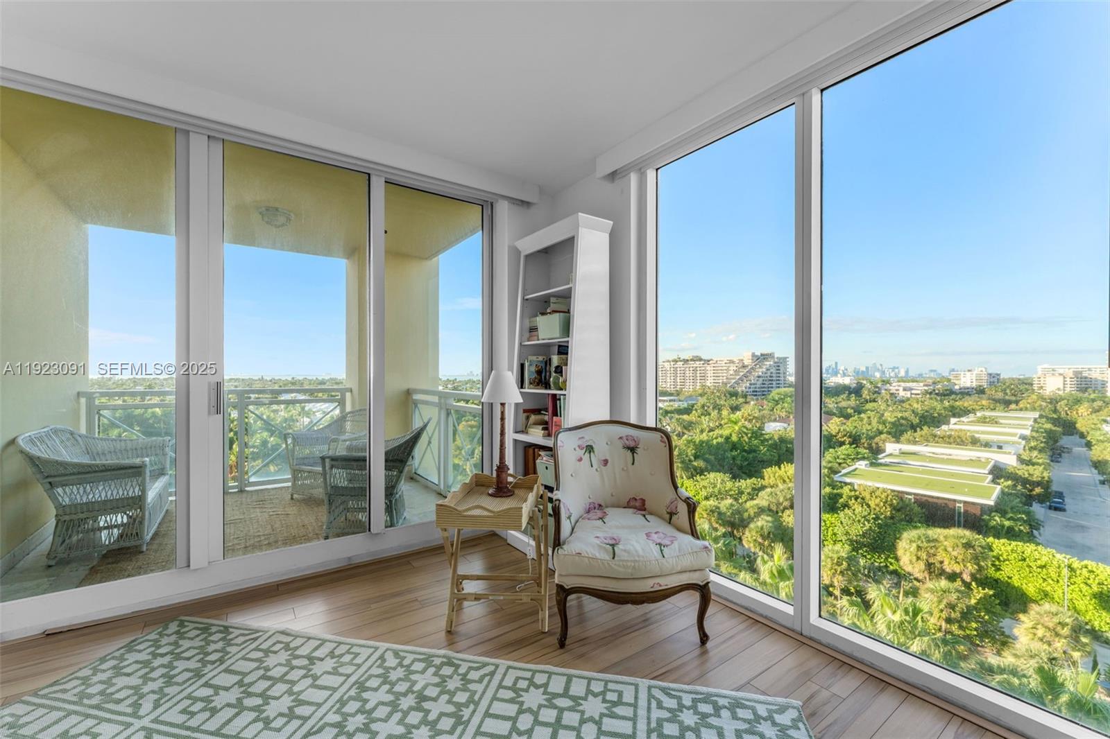 430 Grand Bay Dr #808 Key Biscayne, FL 33149