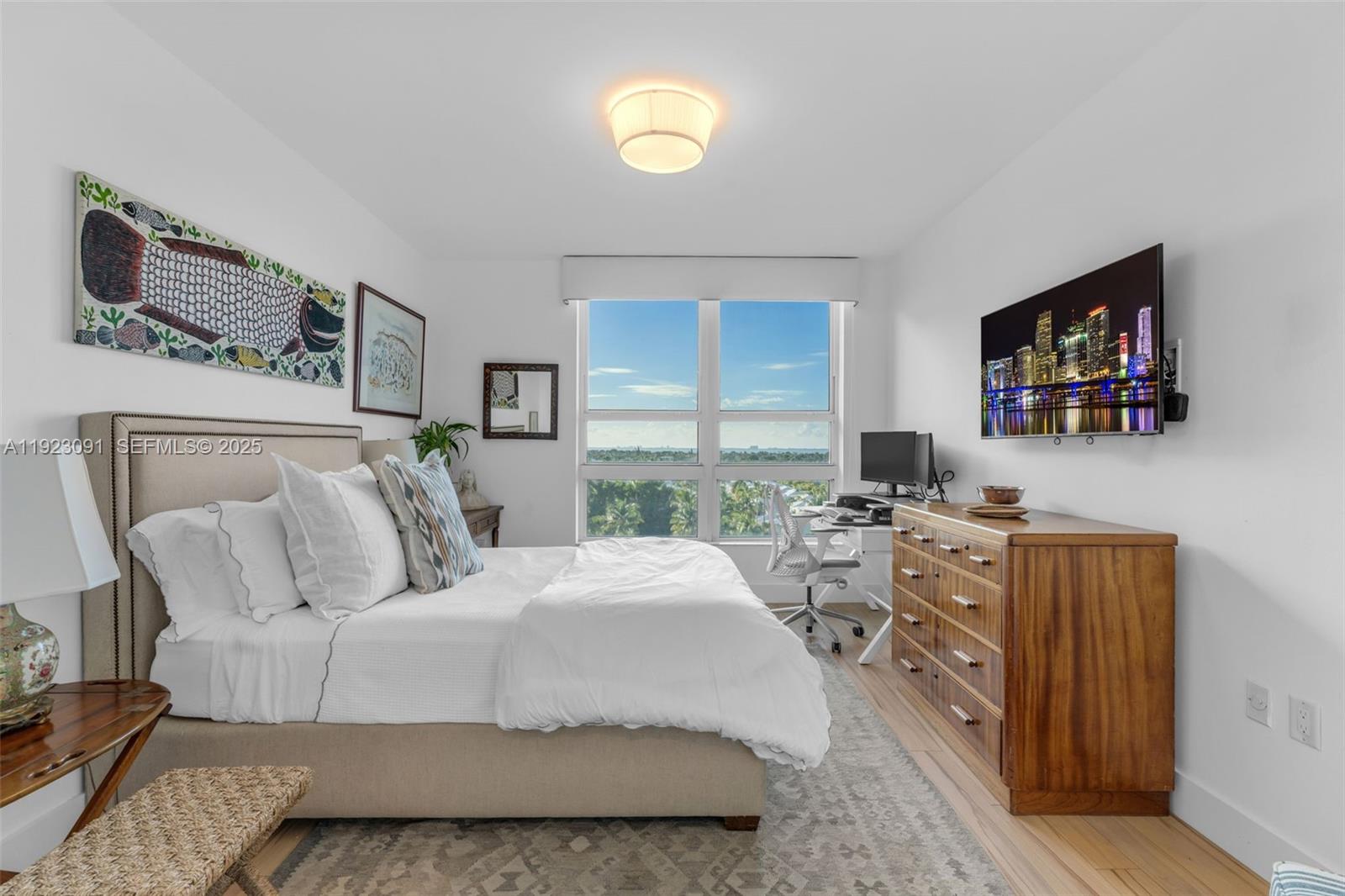 430 Grand Bay Dr #808 Key Biscayne, FL 33149