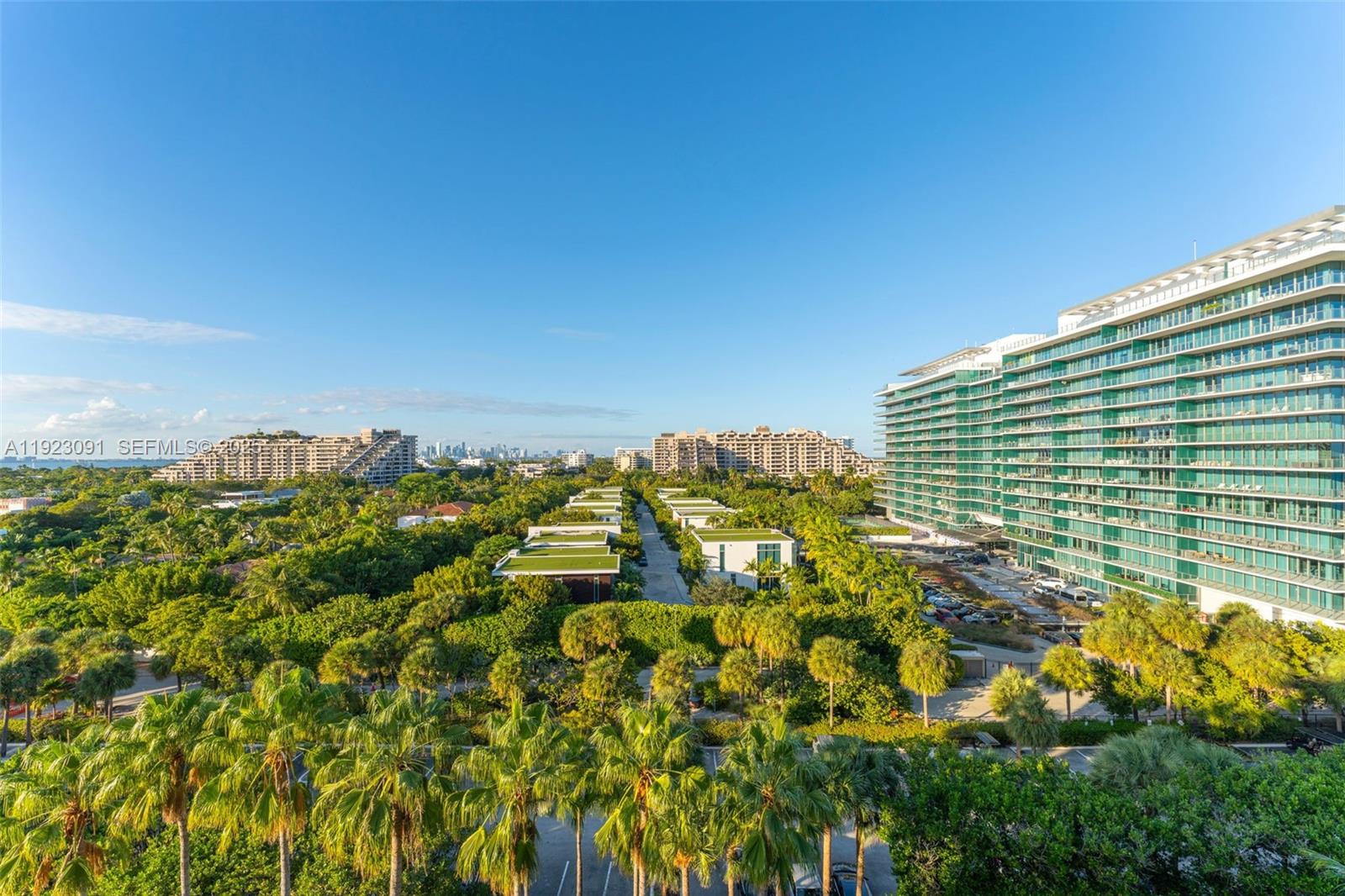 430 Grand Bay Dr #808 Key Biscayne, FL 33149