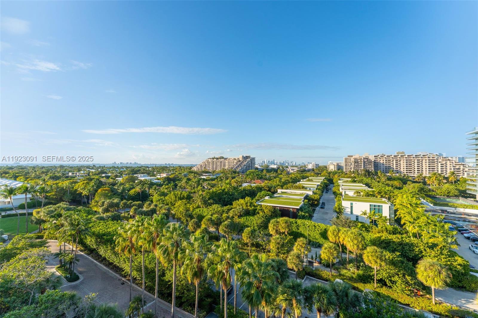 430 Grand Bay Dr #808 Key Biscayne, FL 33149