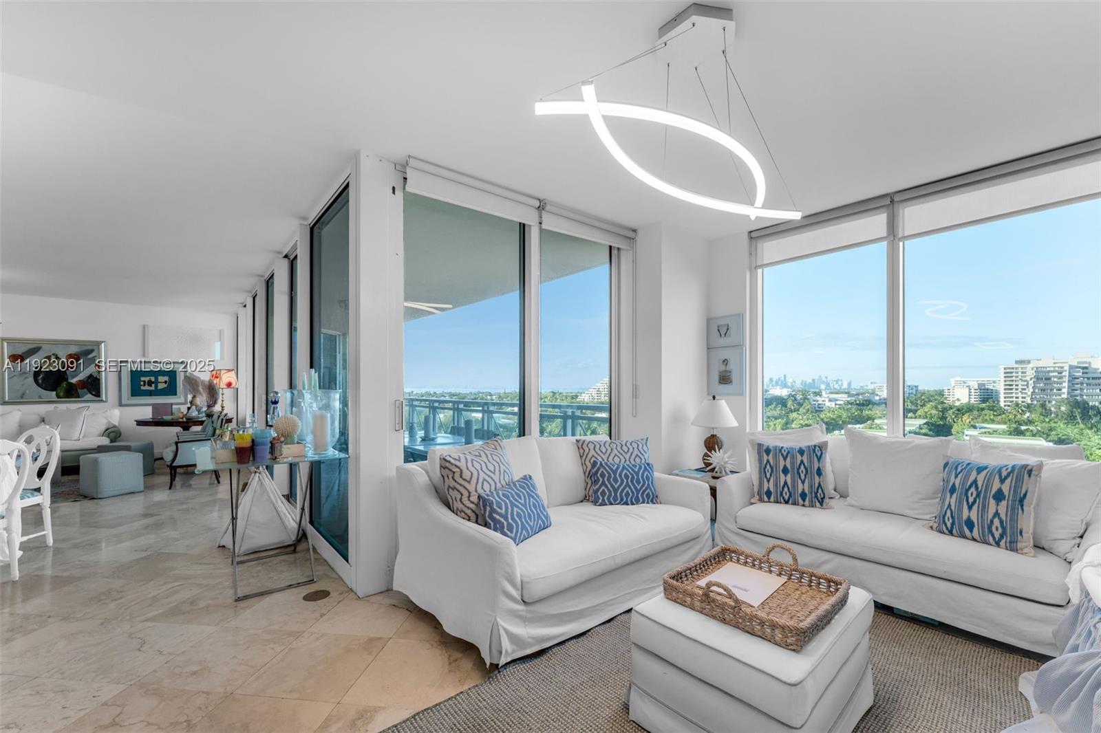 430 Grand Bay Dr #808 Key Biscayne, FL 33149