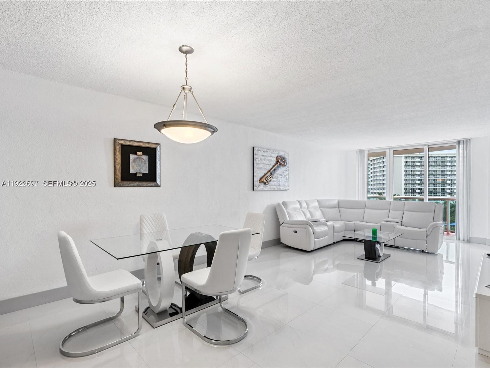 19370 E Collins Ave #625 Sunny Isles Beach, FL 33160