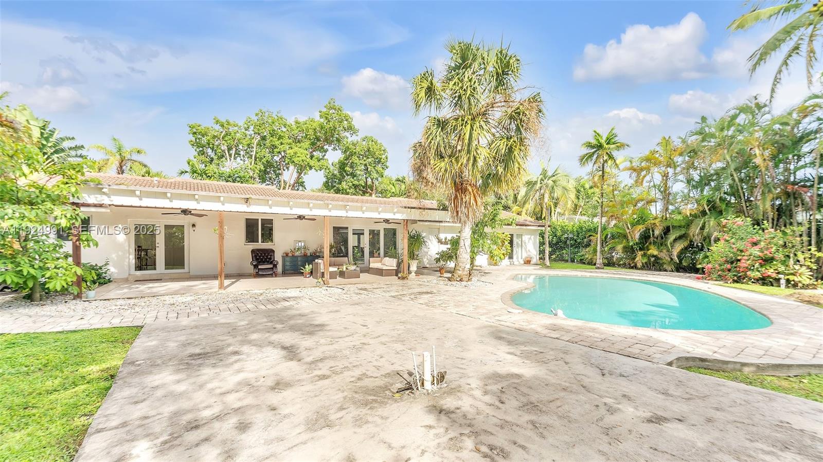 9220 SW 94th Pl Miami, FL 33176