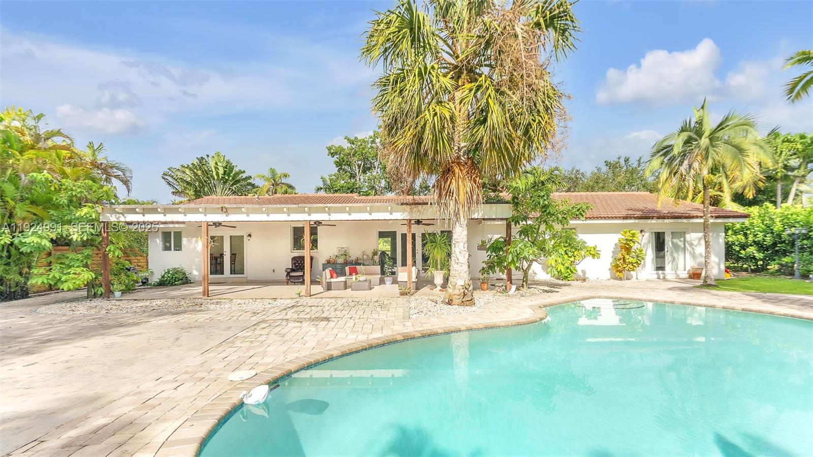 9220 SW 94th Pl Miami, FL 33176