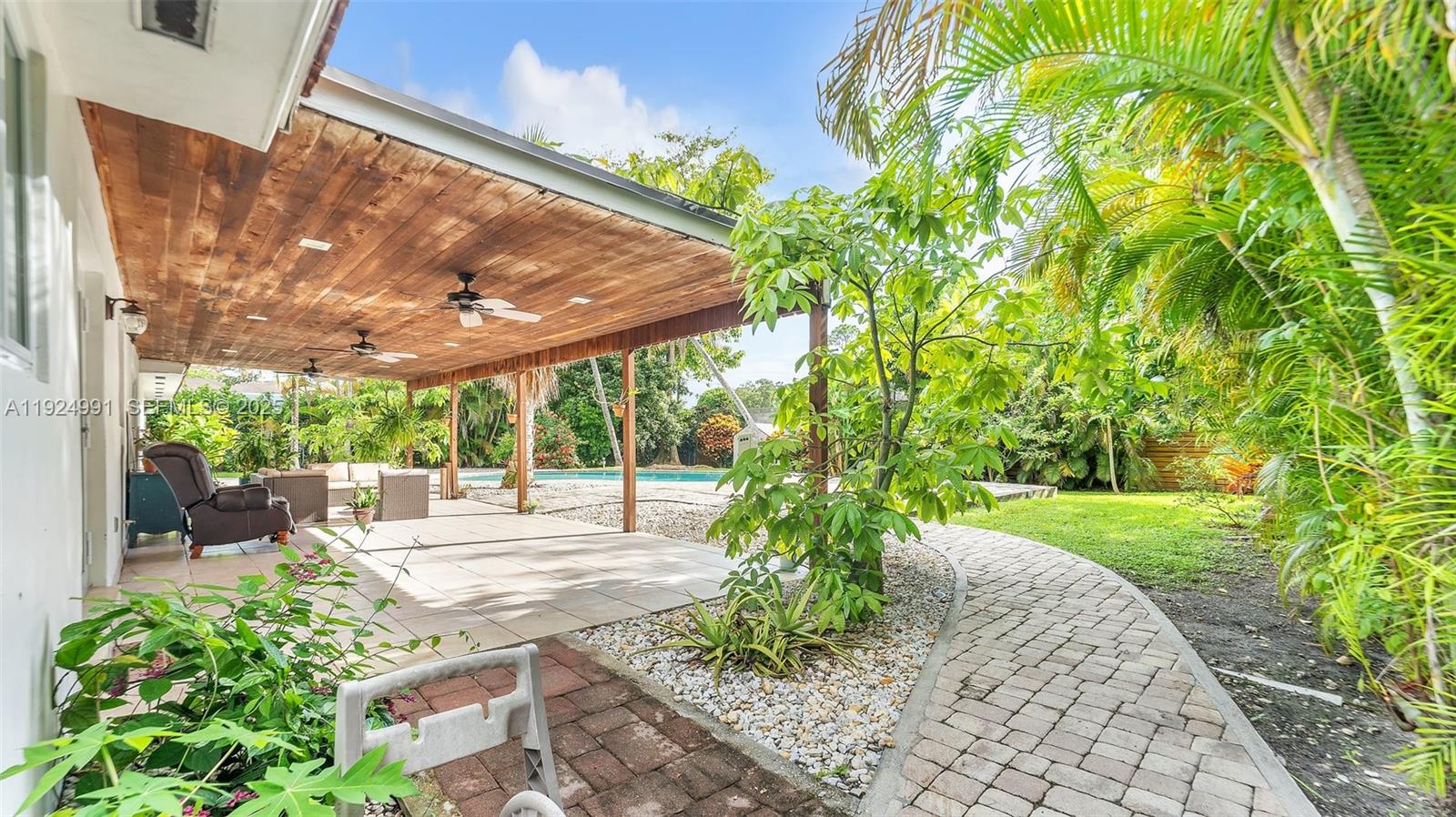 9220 SW 94th Pl Miami, FL 33176