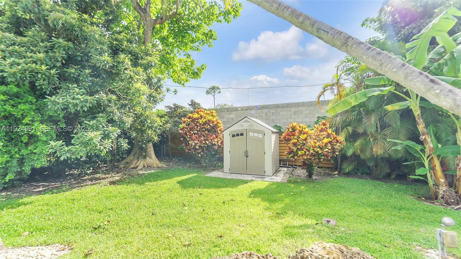 9220 SW 94th Pl Miami, FL 33176