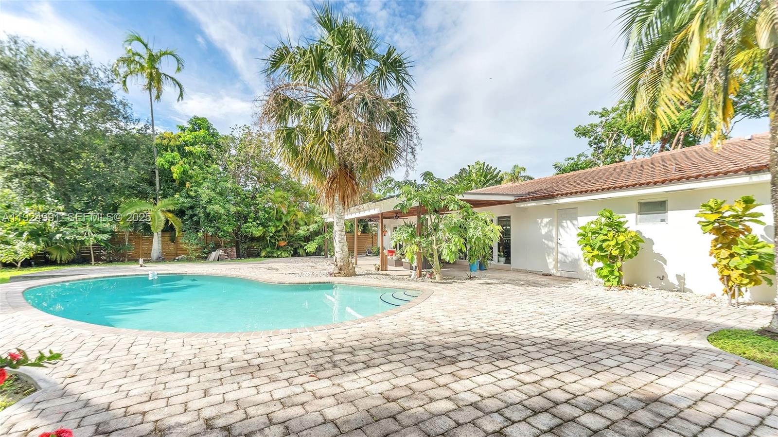 9220 SW 94th Pl Miami, FL 33176