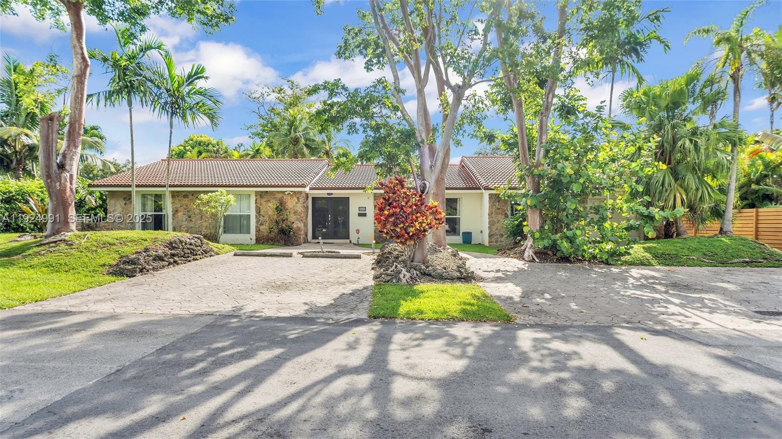 9220 SW 94th Pl Miami, FL 33176