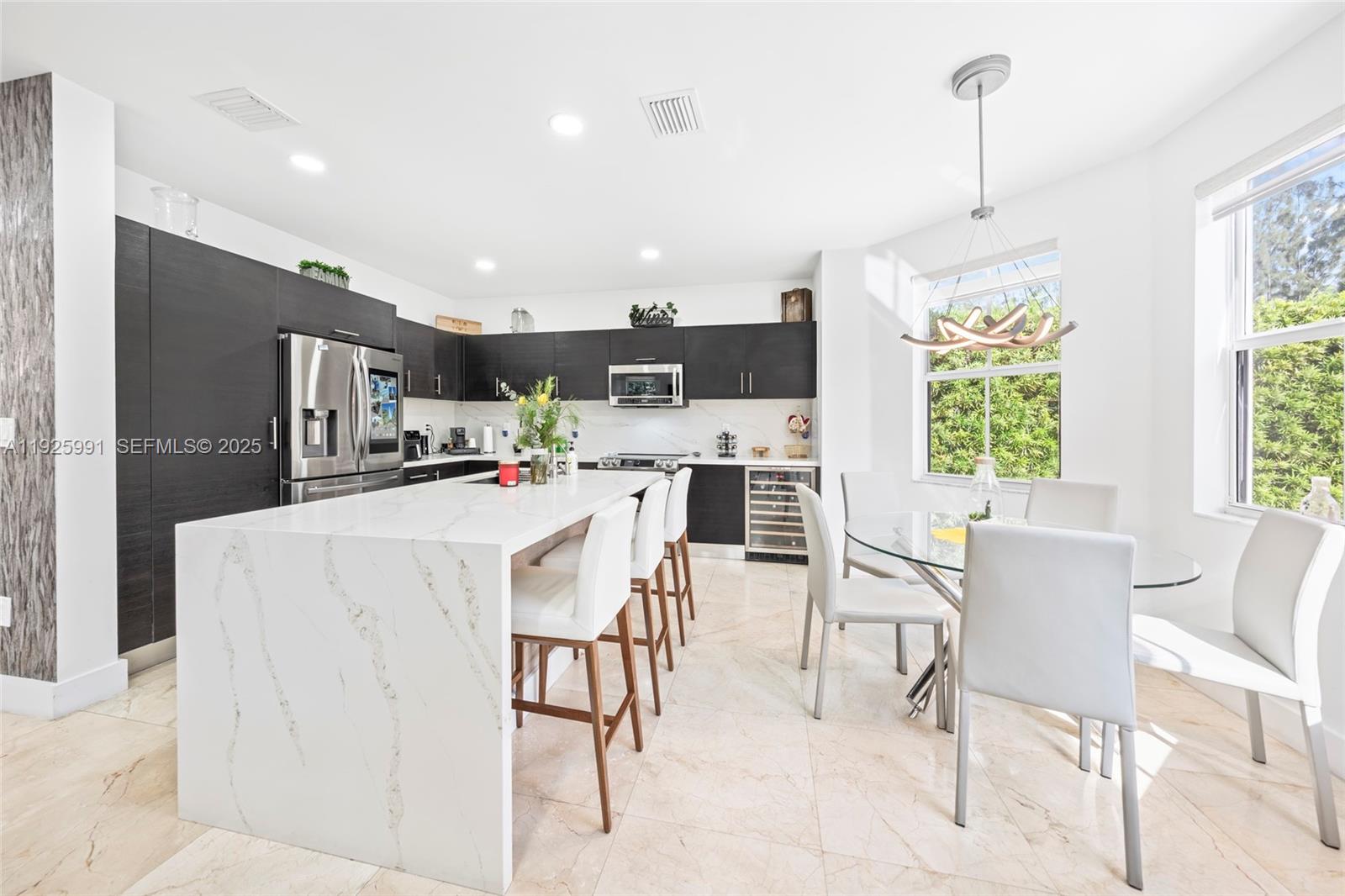 6933 NW 104th Ct Doral, FL 33178