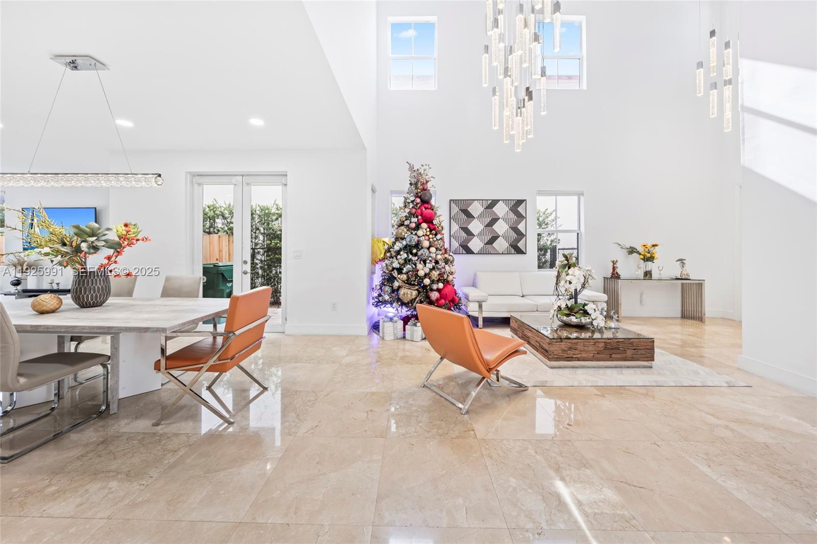 6933 NW 104th Ct Doral, FL 33178