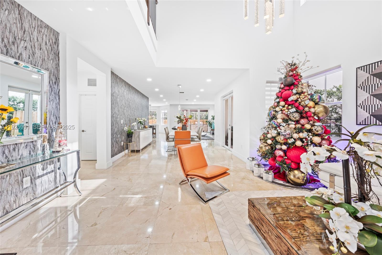 6933 NW 104th Ct Doral, FL 33178