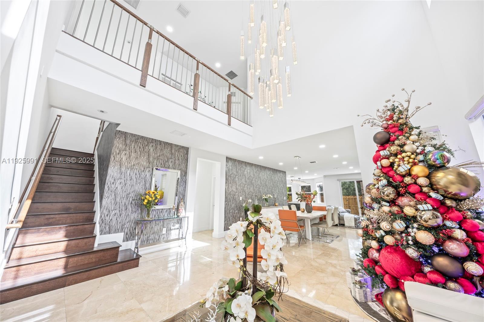 6933 NW 104th Ct Doral, FL 33178