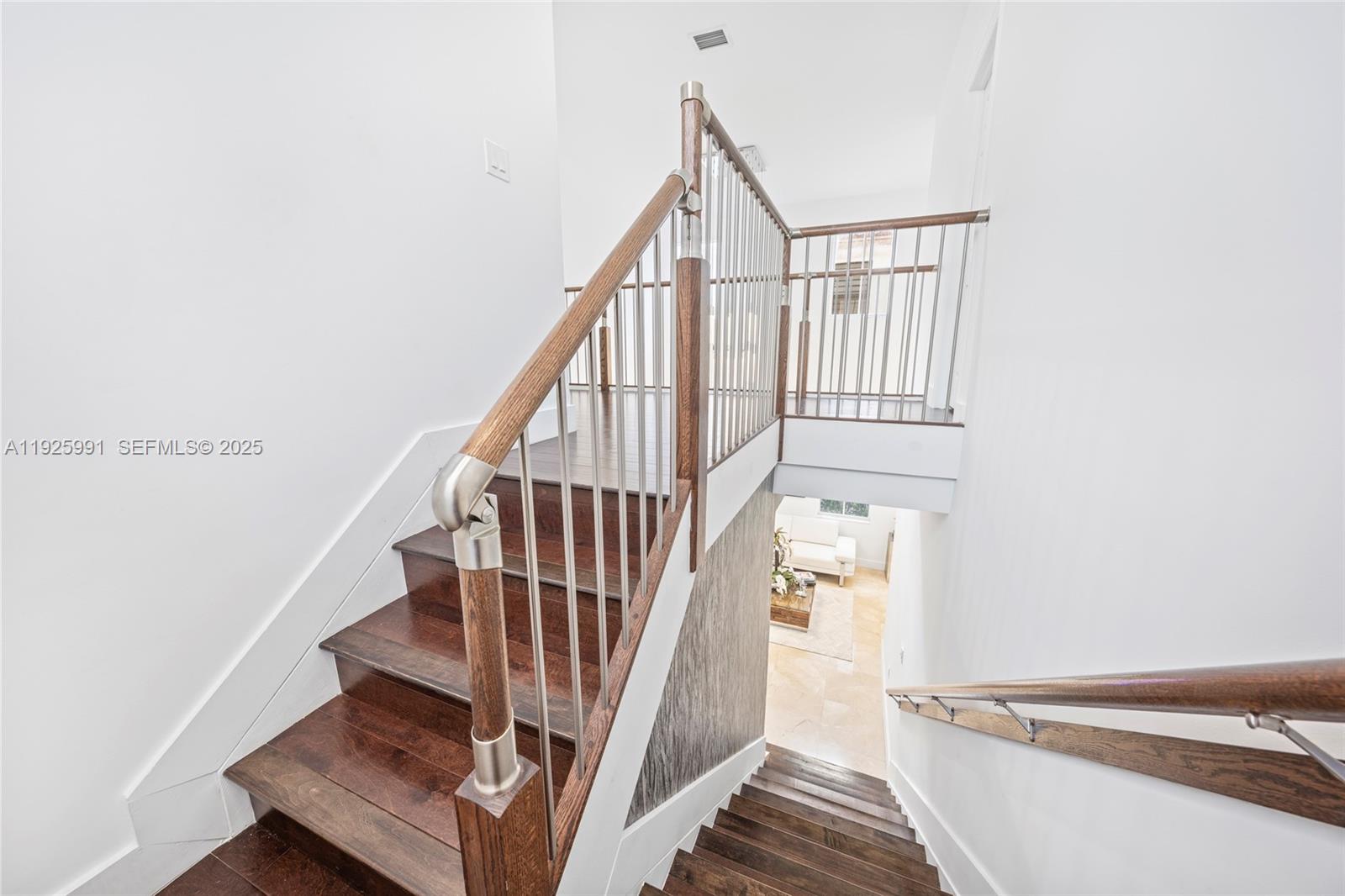 6933 NW 104th Ct Doral, FL 33178