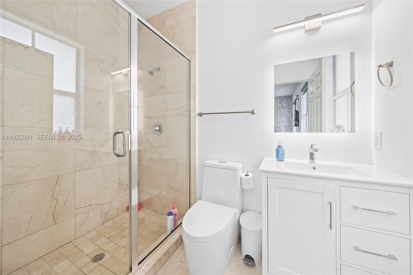 6933 NW 104th Ct Doral, FL 33178