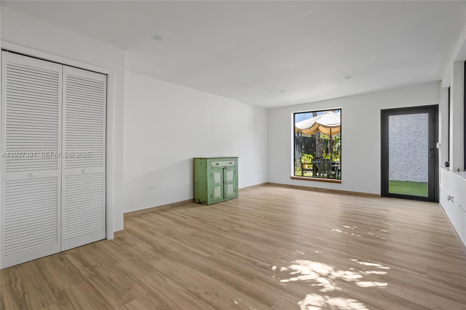 452 SW 21st Rd Miami, FL 33129