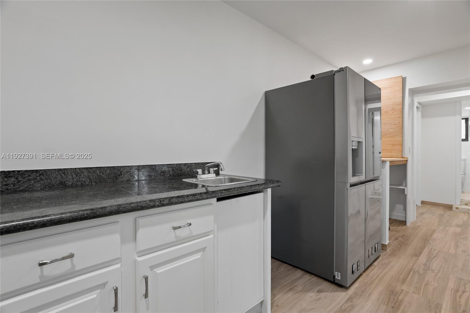 452 SW 21st Rd Miami, FL 33129