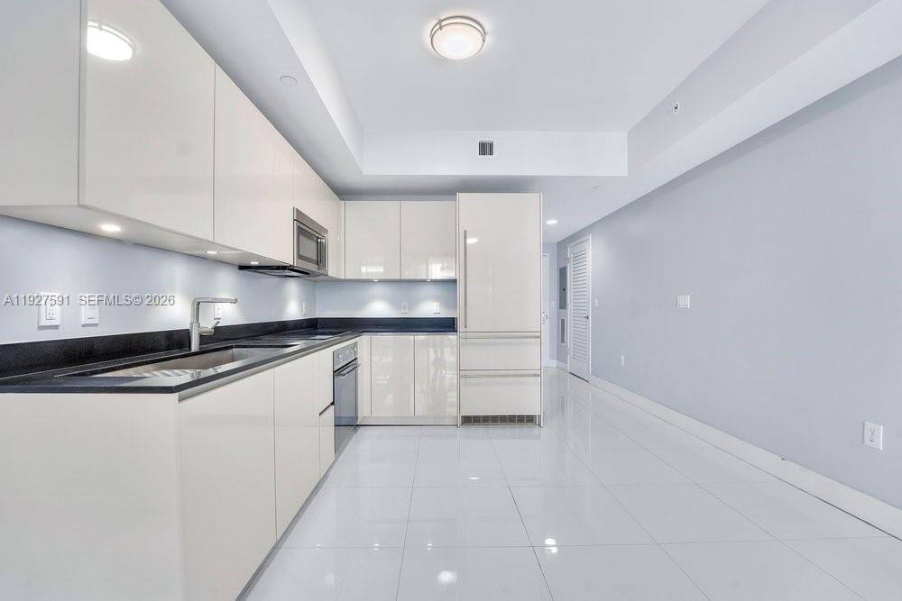 image 1010 Brickell15