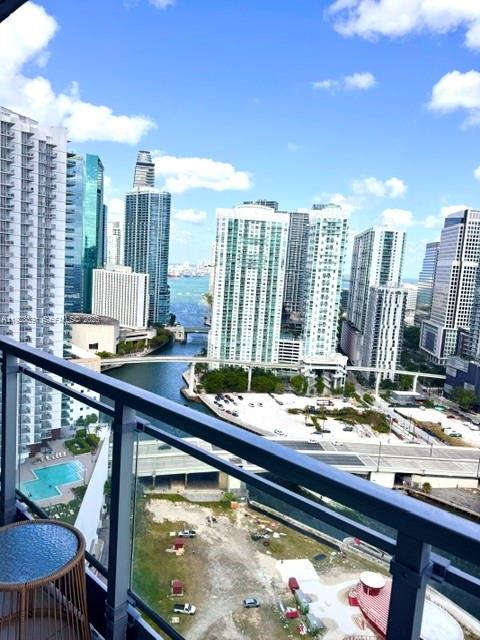 image The Ivy at Riverfront2