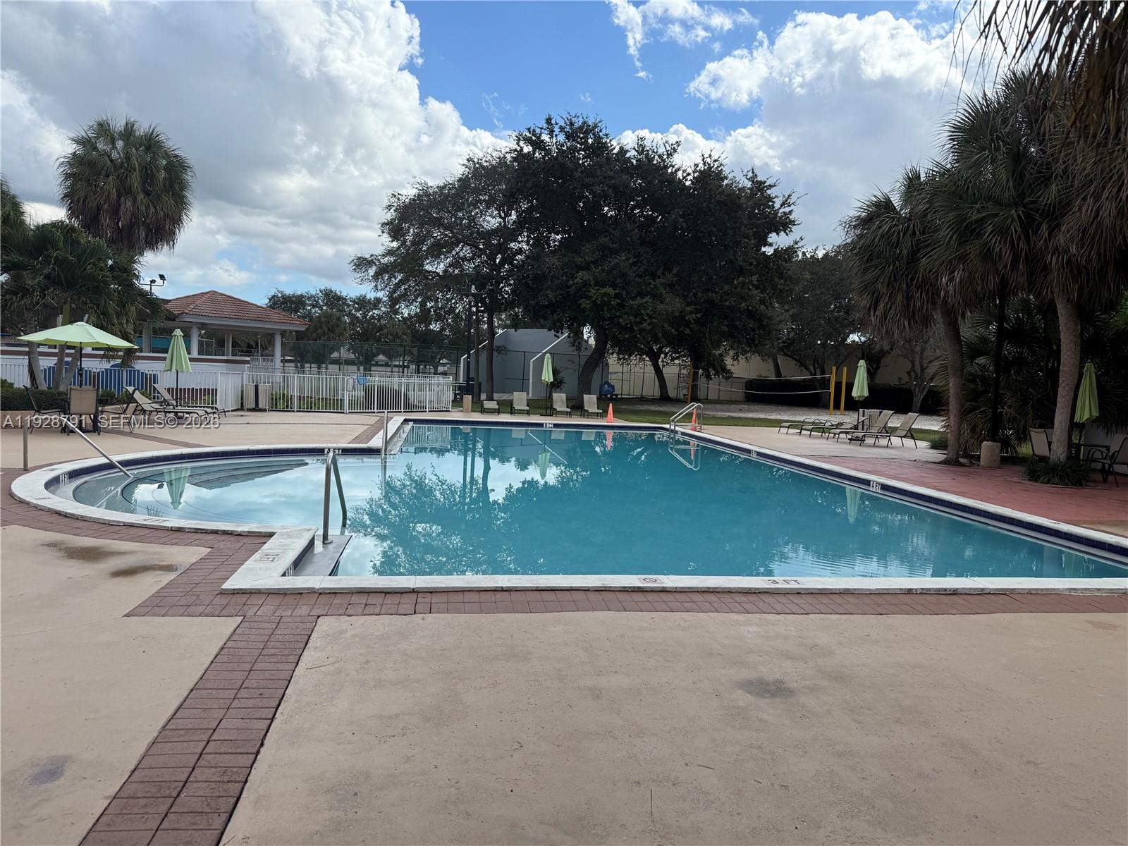 9525 SW 148th Ave Cir Miami, FL 33196