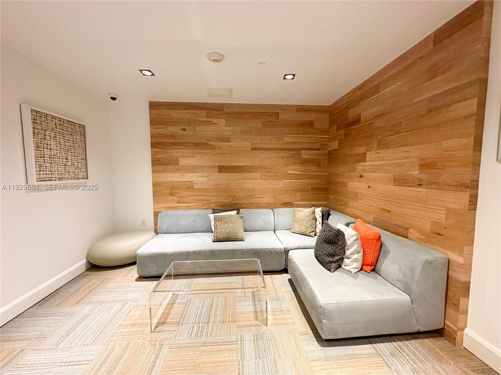 image The Plaza on Brickell West24