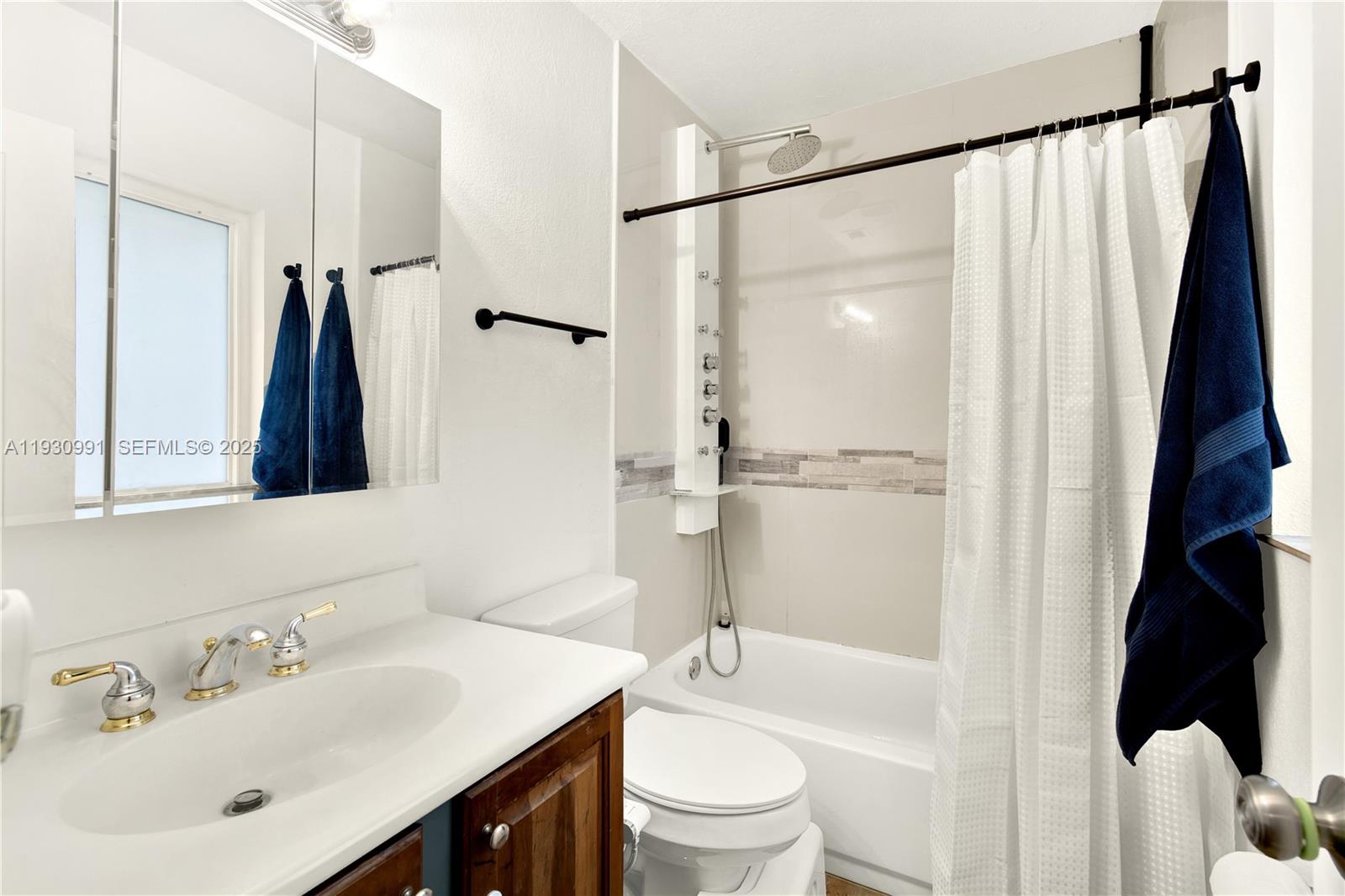 2771 NW 8th St Pompano Beach, FL 33069