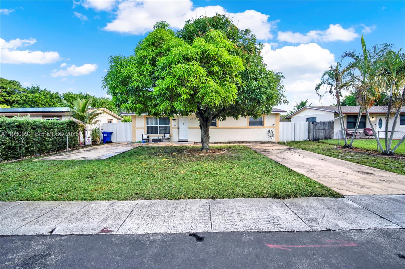 2771 NW 8th St Pompano Beach, FL 33069