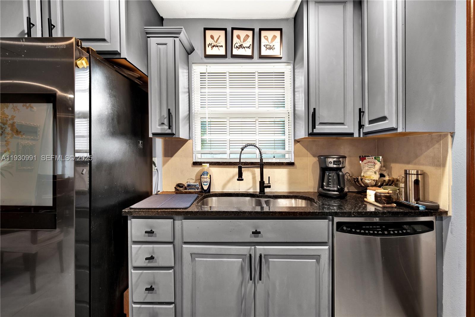 2771 NW 8th St Pompano Beach, FL 33069