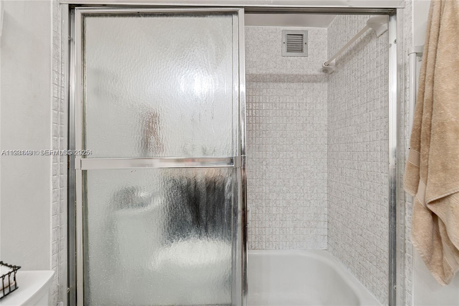 2101 Atlantic Shores Blvd #218 Hallandale Beach, FL 33009