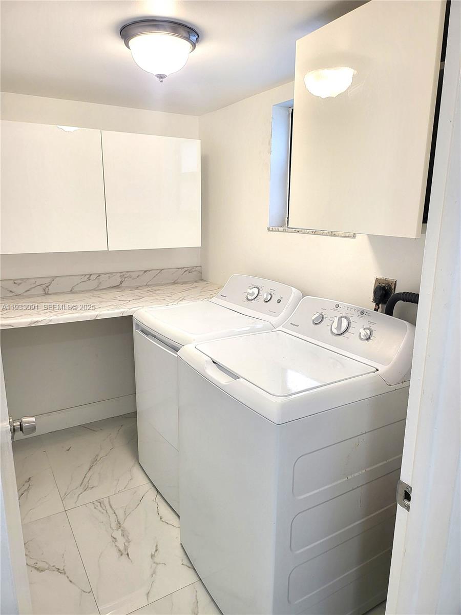 9723 N New Riv Canal Rd #416 Plantation, FL 33324