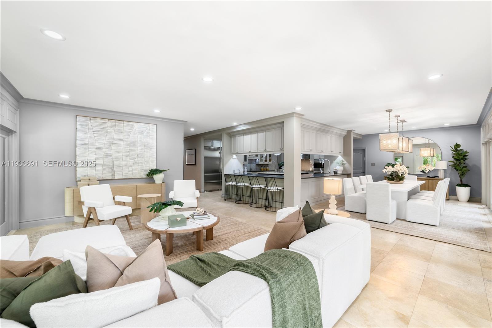 5077 N Bay Rd Miami Beach, FL 33140