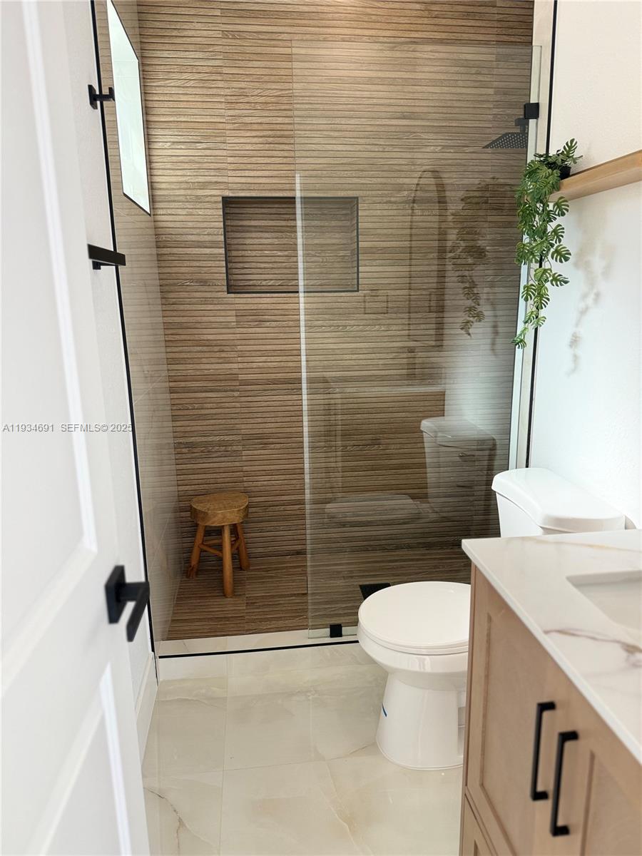 260 NW 119th St Miami, FL 33168