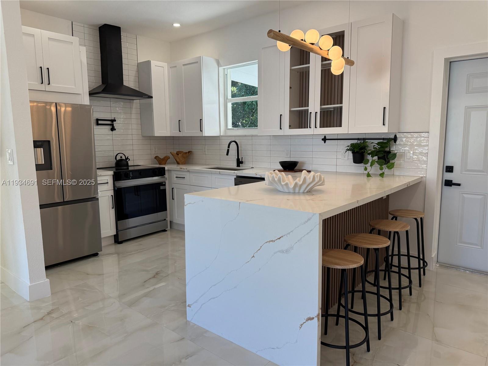 260 NW 119th St Miami, FL 33168