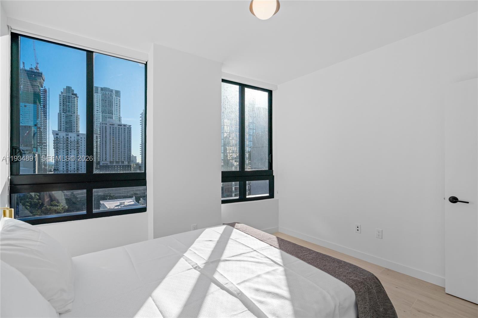 225 N Miami Ave #1405 Miami, FL 33132