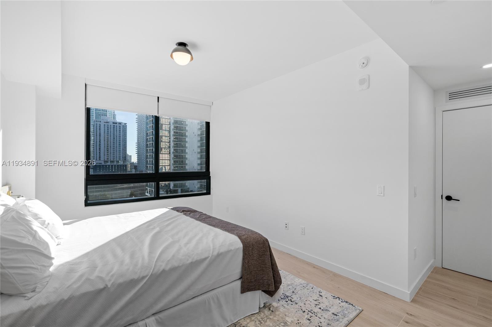 225 N Miami Ave #1405 Miami, FL 33132