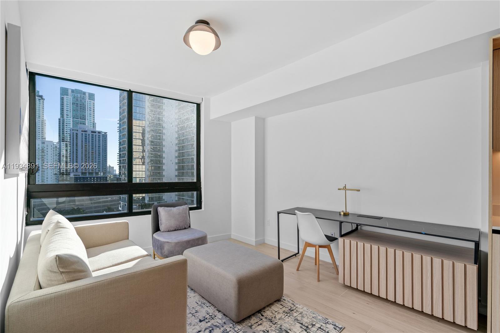 225 N Miami Ave #1405 Miami, FL 33132