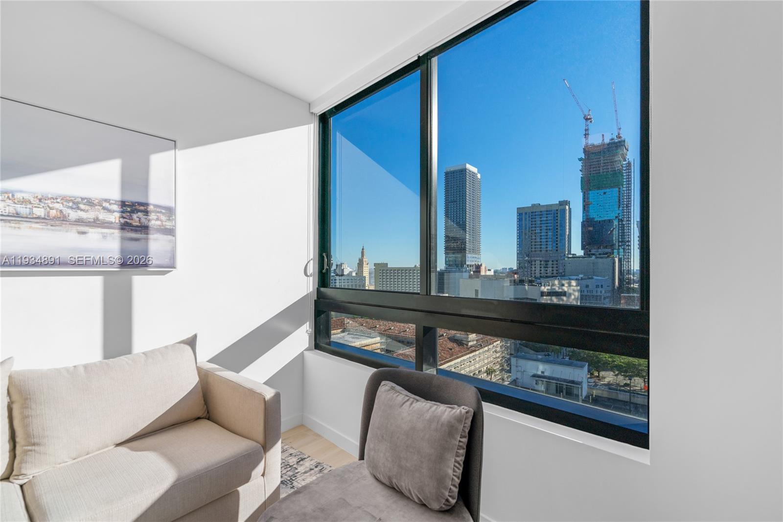 225 N Miami Ave #1405 Miami, FL 33132