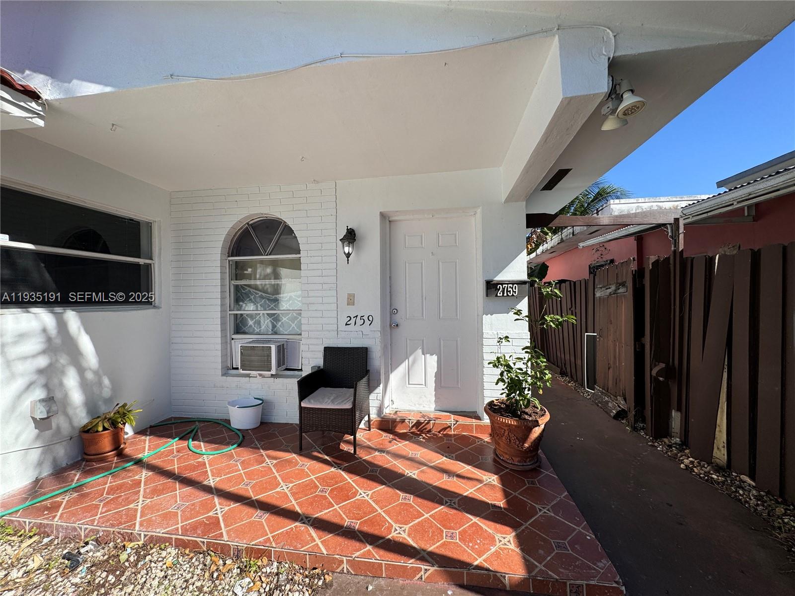 2757 SW 34th Ave Miami, FL 33133