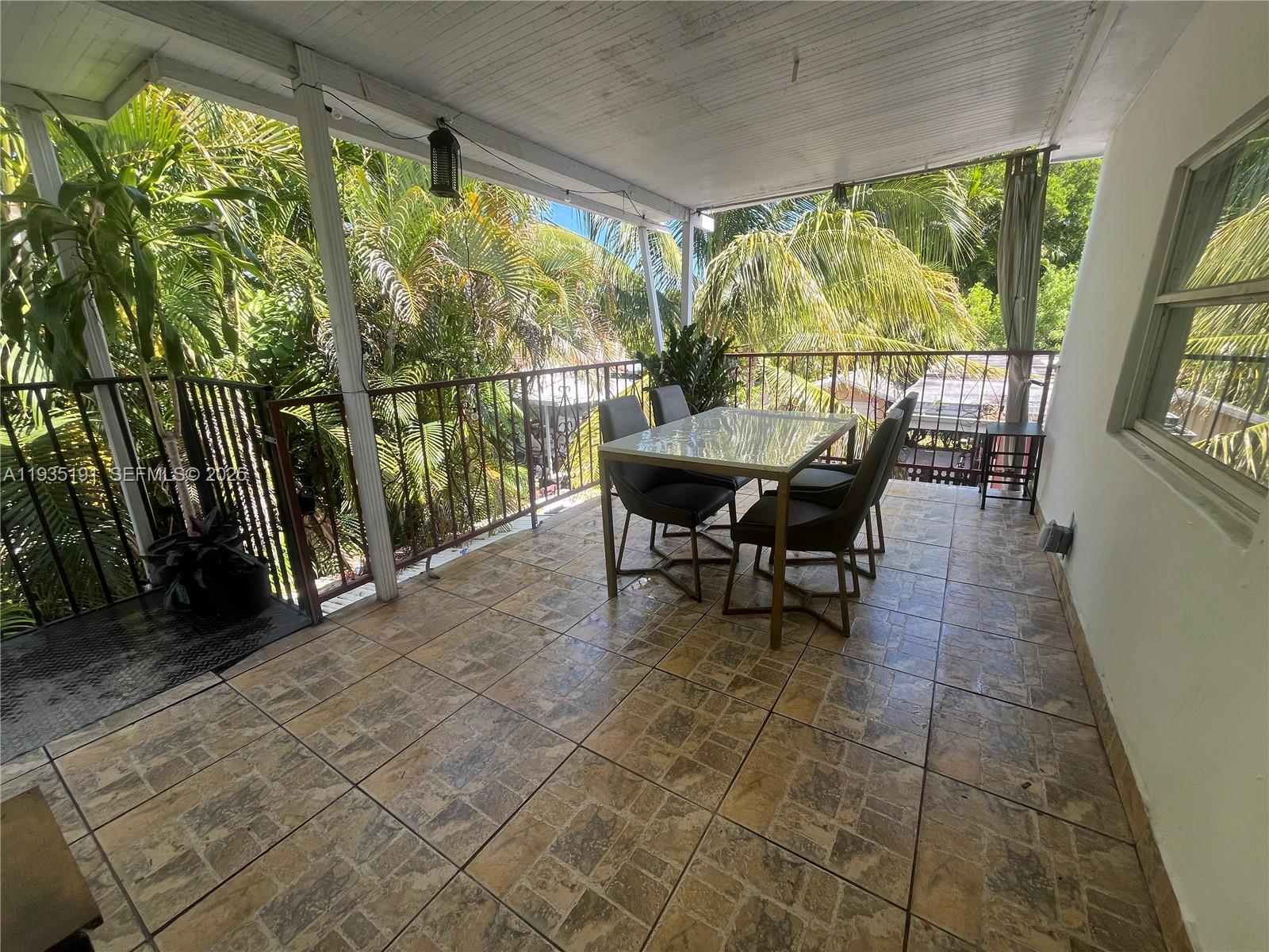 2757 SW 34th Ave Miami, FL 33133